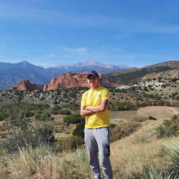 Profile Picture of Gari Cottingham (@garyc0211) on Poshmark