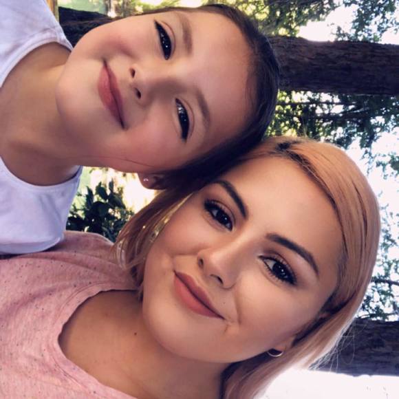 Profile Picture of Lisbeth Loaiza (@culchi1993) on Poshmark