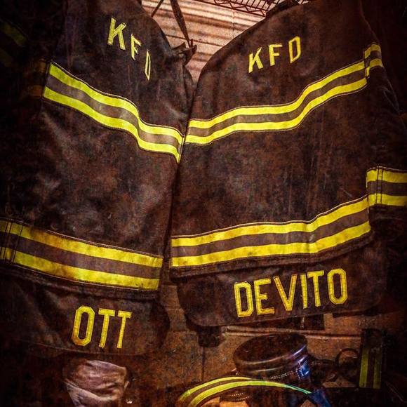 Profile Picture of Ronny Ott (@rono15) on Poshmark