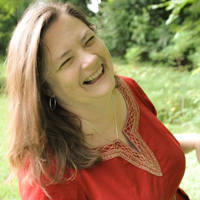 Profile Picture of Meg Casey (@MegCasey18) on Twitter