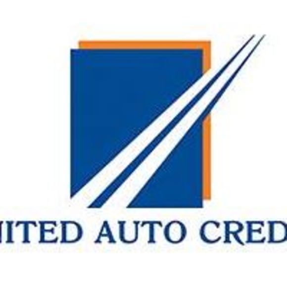 Profile Picture of Shelly Vaughn (@sstockum) on Poshmark