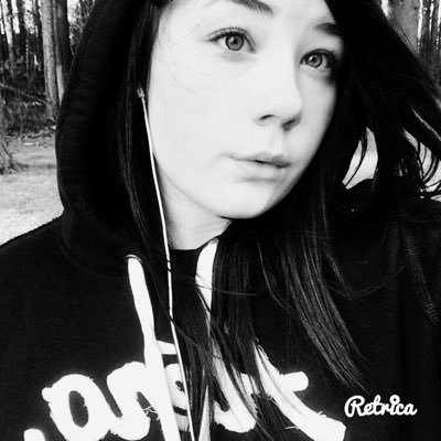 Simone Champagne - Twitter Profile Picture of Simone Champagne (@xoxo_simxne187) on Twitter