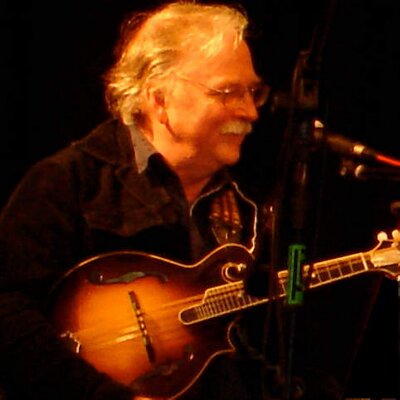 Profile Picture of Paul Castle (@paulcastlemusic) on Twitter