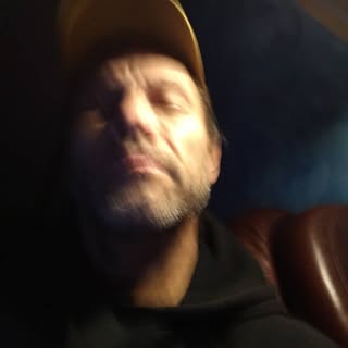 Profile Picture of robert casky (@robert_casky) on Instagram