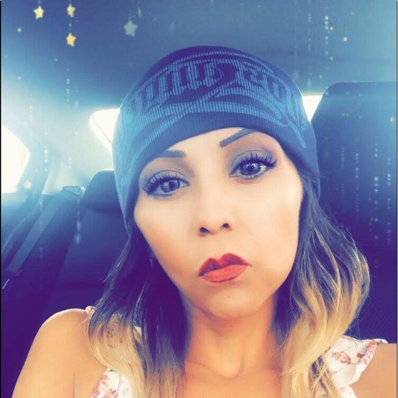 Profile Picture of Lorena Cadena (@lorena81c) on Poshmark