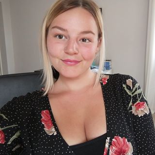 Profile Picture of Charlotte Guest (@charlotteguest98) on Facebook