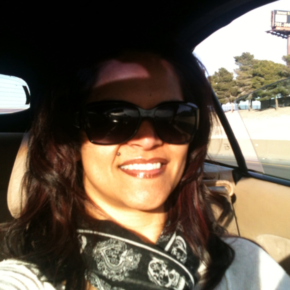 Profile Picture of Christy Cataneo (@krispie39) on Poshmark