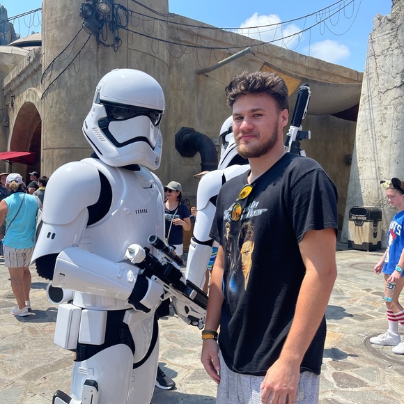 Profile Picture of Hunter Lambert (@hlambert01) on Poshmark