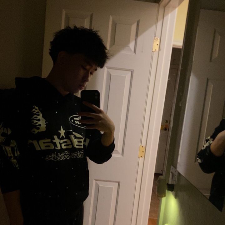 Profile Picture of Andrew (@andrew.shin24) on Tiktok