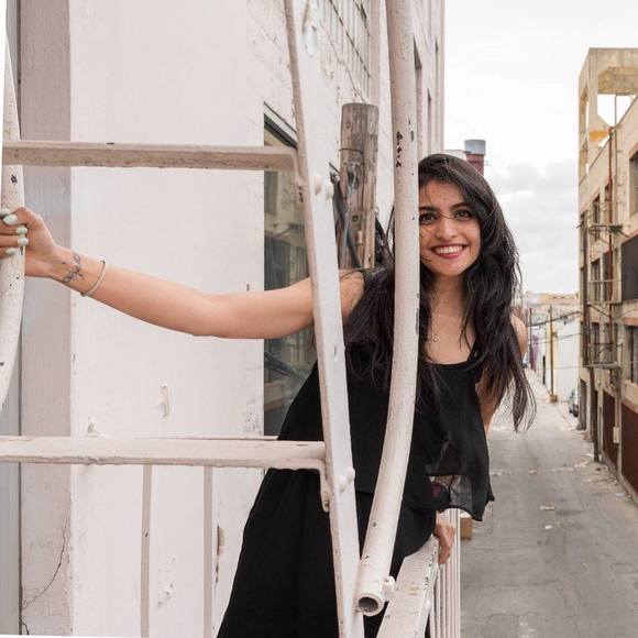 Profile Picture of Niharika Patel (@niharikap) on Poshmark
