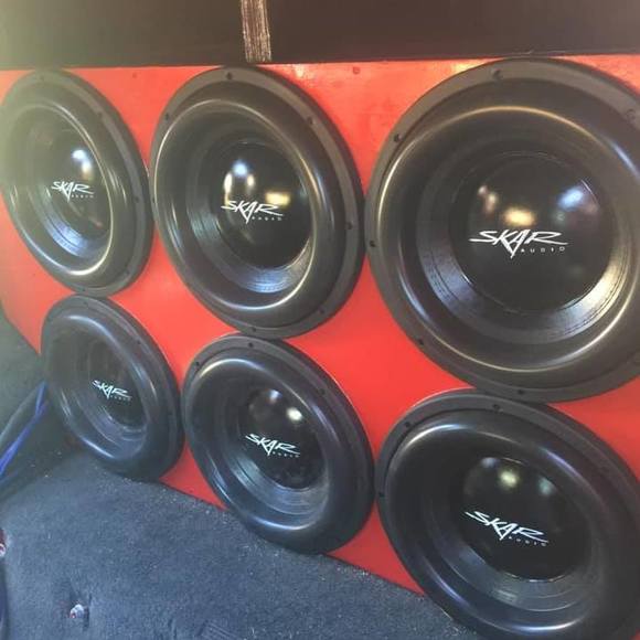 Profile Picture of Kenneth Willis (@officer1018) on Poshmark