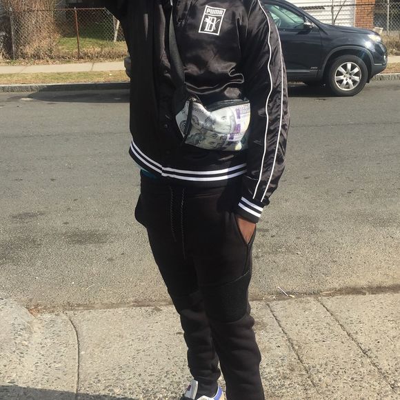 Profile Picture of Nathan Sterling (@trappygdk) on Poshmark