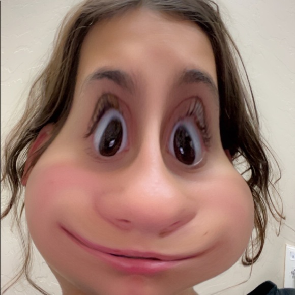 Profile Picture of Taryn Dittmann (@tmdittman) on Poshmark