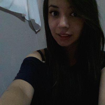 Profile Picture of Valeria Carvajal (@ValeriiaLopZ) on Twitter