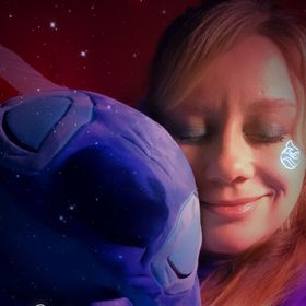 Profile Picture of Corinne Adams (@corinneverland) on Pinterest