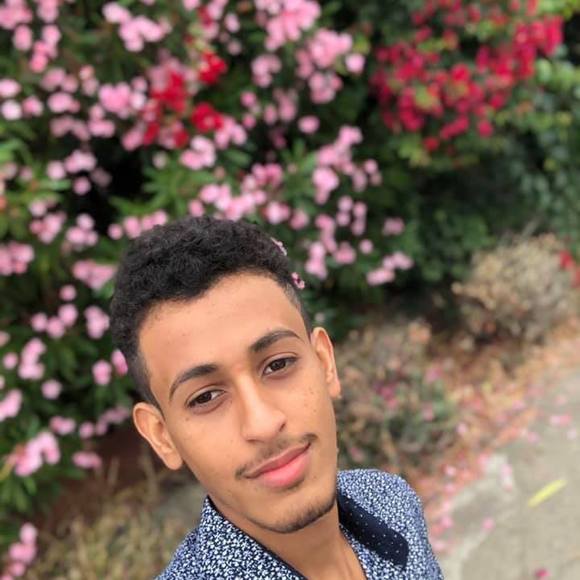 Profile Picture of Mohsen Ahmed (@mohsenahmed) on Poshmark