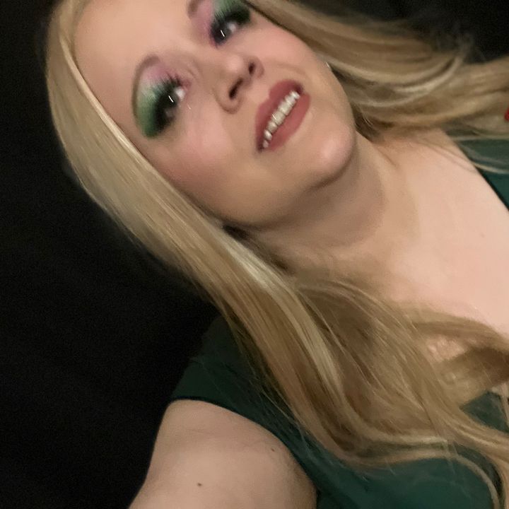 Profile Picture of kallyreignsinflatables (@kallyinflatables) on Tiktok