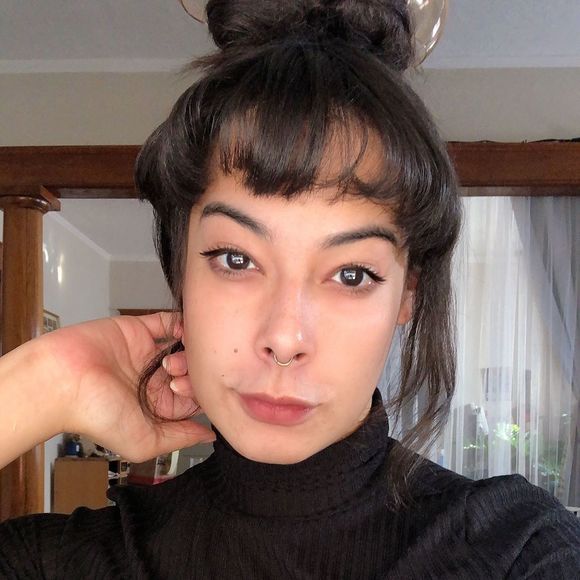 Profile Picture of Ariel Hart (@_arielhart) on Poshmark