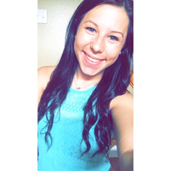 Profile Picture of Joanna Foster (@jrf123) on Poshmark