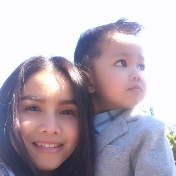 Profile Picture of Chanthan Houn (@chanthanhoun87) on Poshmark