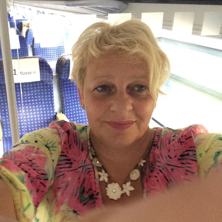 Profile Picture of Renate Müller (@renate2103) on Tiktok