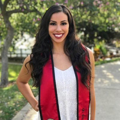 Profile Picture of Dani (@dani_shapiro1) on Twitter