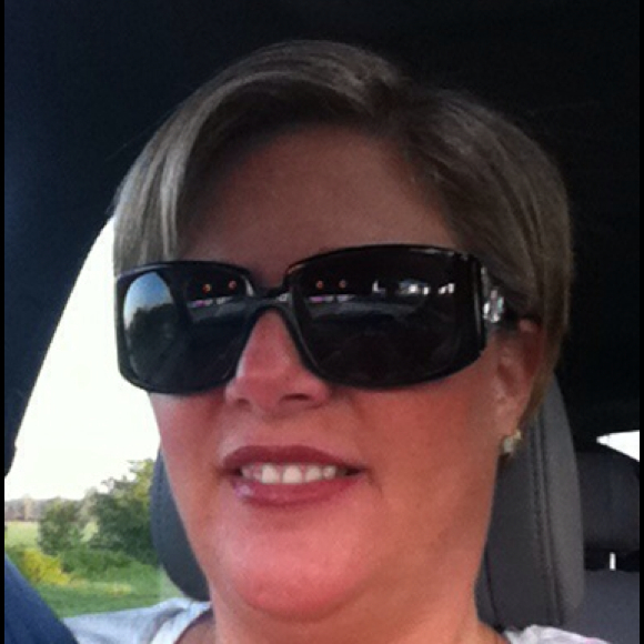 Profile Picture of Debra Mcclain (@debramcclain) on Poshmark