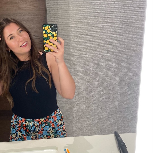 Profile Picture of Maddie Sanft (@madharty) on Poshmark