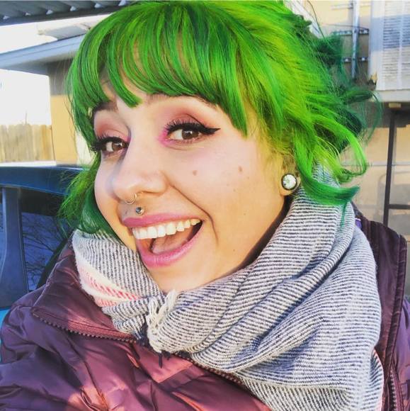 Profile Picture of Lucia Wilson (@princessgwen41) on Poshmark