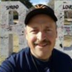 Profile Picture of Mark Solinski (@marks6i) on Twitter