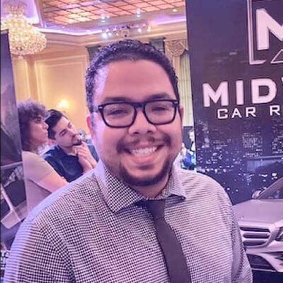 Profile Picture of Marcello Sands (@sands_forlife) on Poshmark