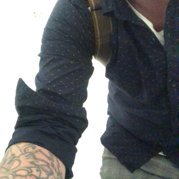 Profile Picture of Clayton Porter (@cassiusali695) on Poshmark