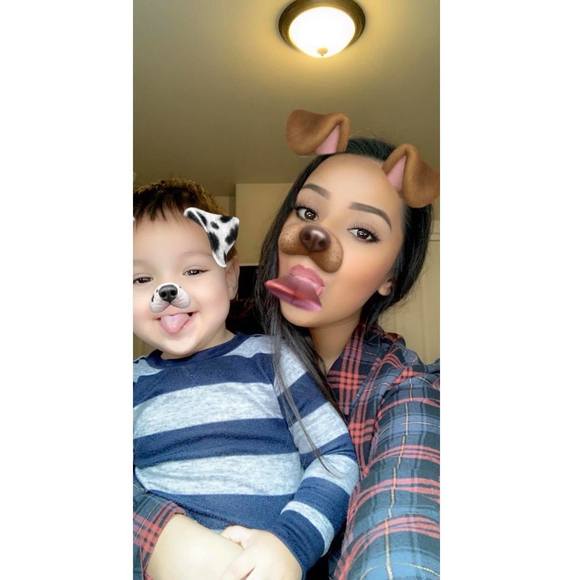 Profile Picture of Ashlyn Ramirez valenzuela (@ashlyn_1711) on Poshmark