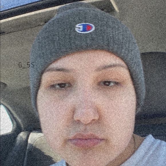 Profile Picture of Seanna Fontaine (@seanna_fontaine) on Poshmark