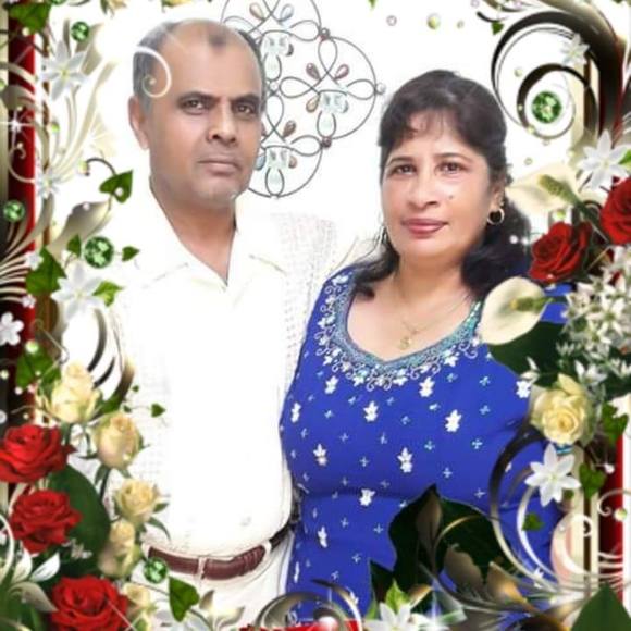 Profile Picture of Zabeena Seegopaul (@zabeena) on Poshmark