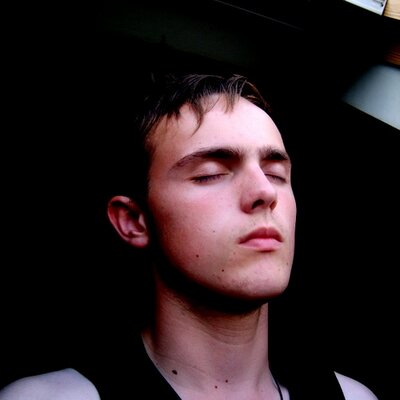 Profile Picture of Richard Ryder (@BladeMakar) on Twitter