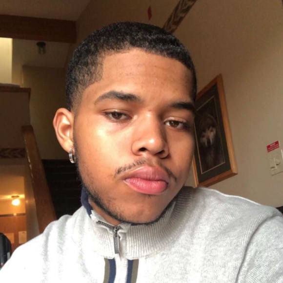 Profile Picture of Brent Davis (@jabarjohnson25) on Poshmark