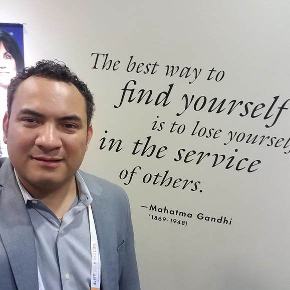 Profile Picture of Jose luis Viveros (@joseluisviveros) on Poshmark