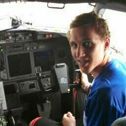 Profile Picture of Michael Favor (@mikeyfavor) on Twitter