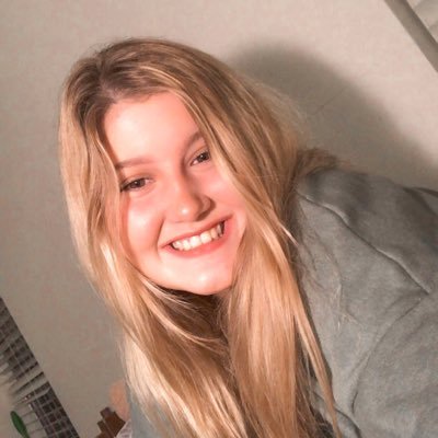 Profile Picture of Chloe Hopkins (@clhopkinss) on Twitter