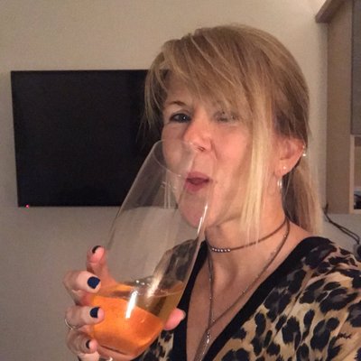 Profile Picture of Beverley Murray (@bevmurray) on Twitter