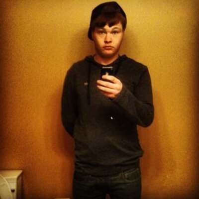 Profile Picture of TEEJAY (@TeeJayTooCrunk) on Twitter