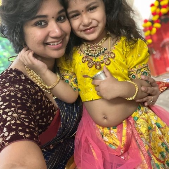 Profile Picture of Ashvini Kaluva (@ashvinikaluva) on Poshmark
