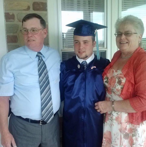 Profile Picture of Bev Frushour (@bevfrushour) on Poshmark