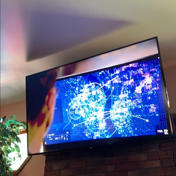 Profile Picture of Anna Bearor (@annabearor) on Poshmark