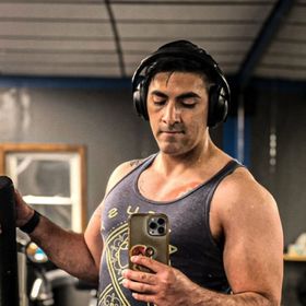 Profile Picture of Corey Mendoza (@c0r3d0z4) on Pinterest