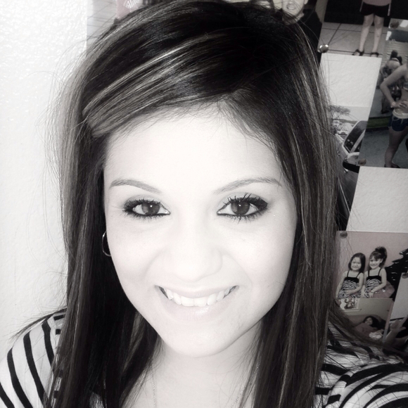 Brianda Aguero - Poshmark Profile Picture of Brianda Aguero (@11bri11) on Poshmark