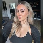 Profile Picture of 𝓢𝓾𝓶𝓶𝓮𝓻-𝓡𝓸𝓼𝓮 𝓜𝓲𝓬𝓪𝓵𝓵𝓮𝓯 (@summermicallef) on Instagram