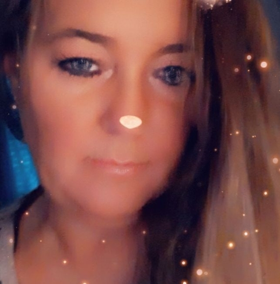 Profile Picture of Michele Mccurry (@michelemccurry) on Poshmark