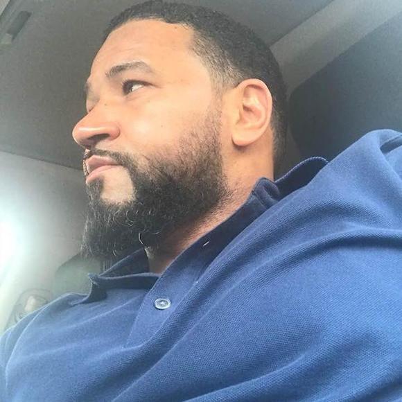 Profile Picture of Jose Tavares (@lomboys) on Poshmark